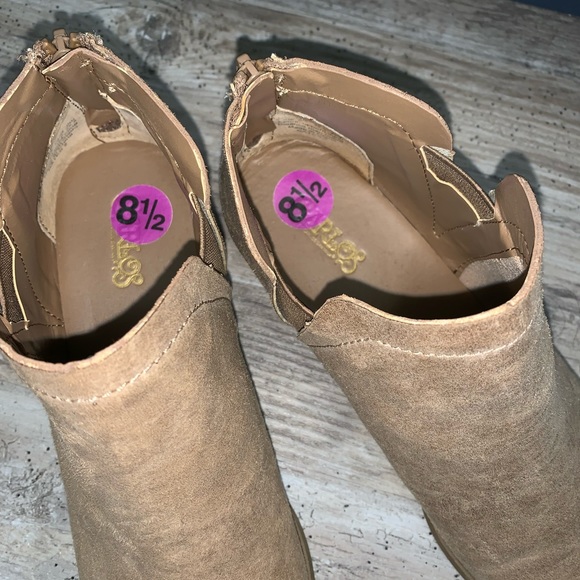 Booties - Picture 2 of 3